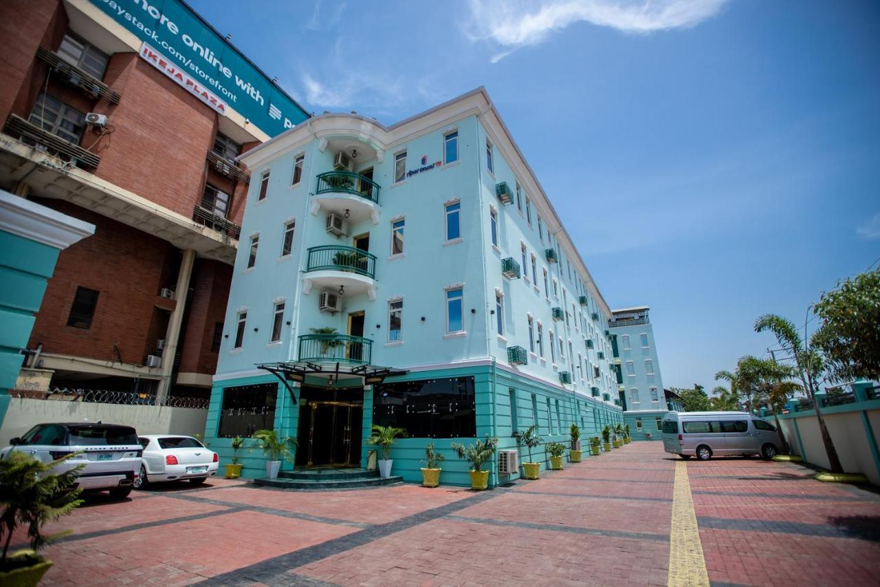 Apartment 79 Hotel & Suite Ікеджа Екстер'єр фото