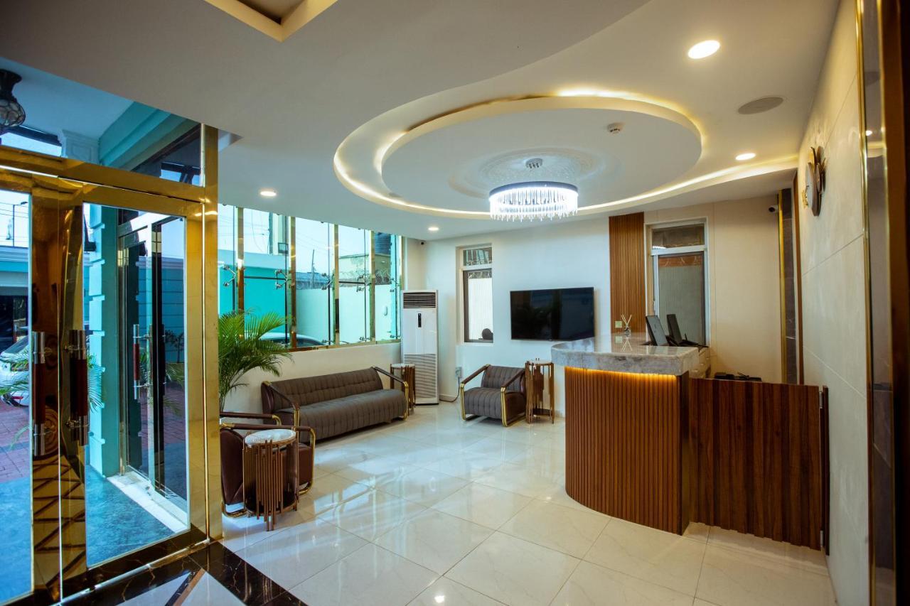 Apartment 79 Hotel & Suite Ікеджа Екстер'єр фото