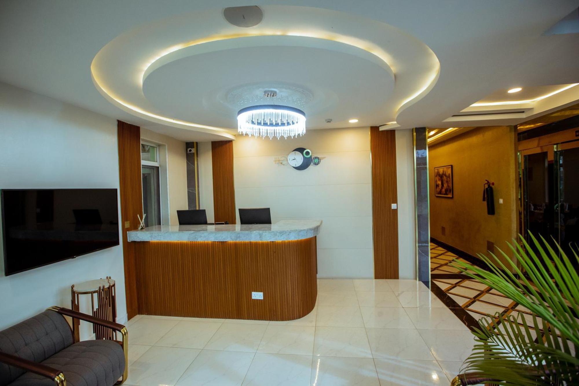 Apartment 79 Hotel & Suite Ікеджа Екстер'єр фото